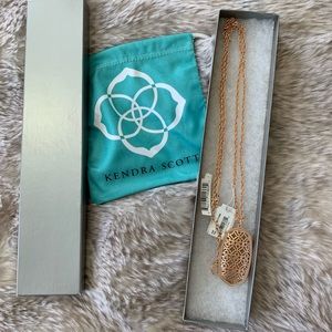 Kendra Scott gold long necklace